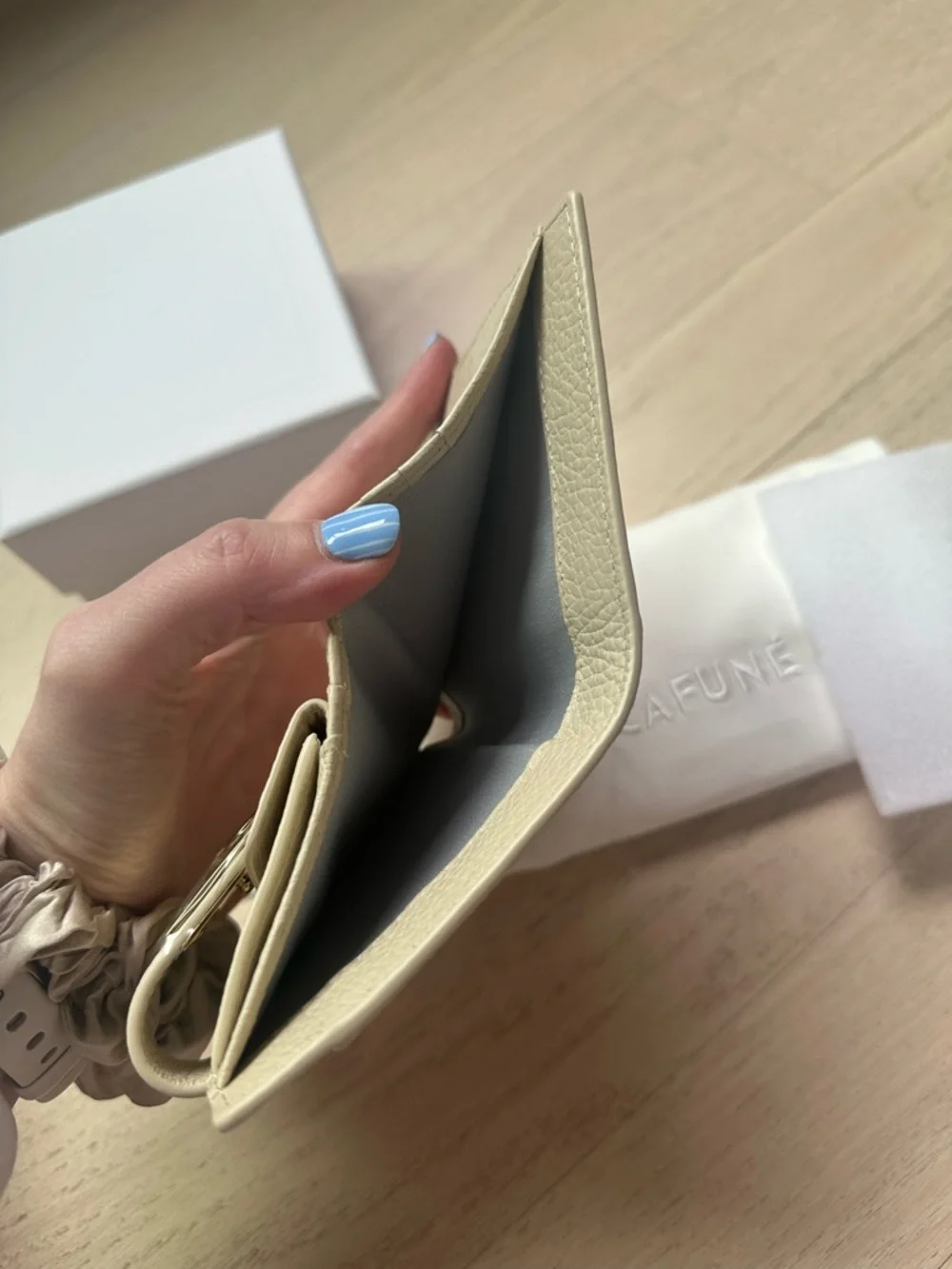 Cafune nib wallet